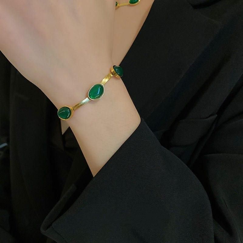 Oval Green Crystal Pendant Necklace & Bracelet Set – Gold Plated Jewelry